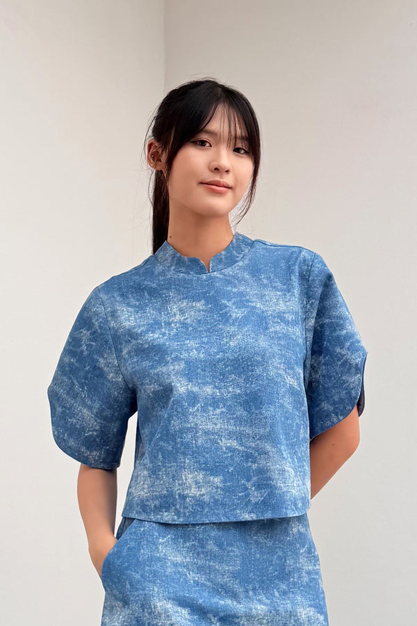 LUNAR 2026 TT05 || DENIM DREAM CROPPED TOP