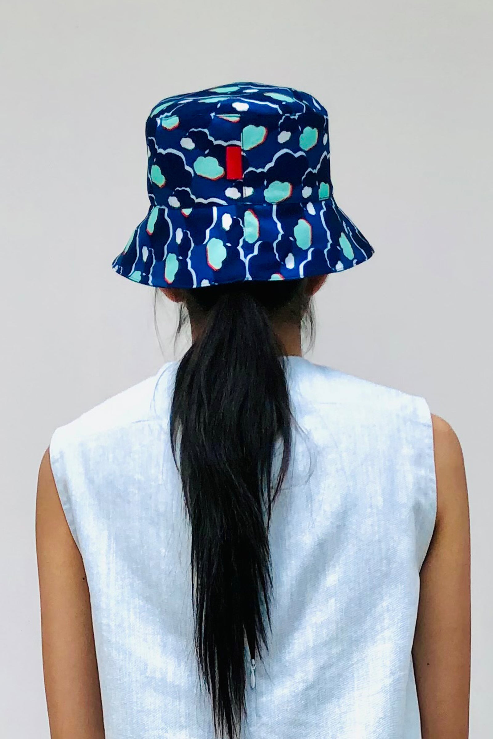 S18 ZHT02 || REVERSIBLE BUCKET HAT || NAVY BROCCOLI – Cassey Gan