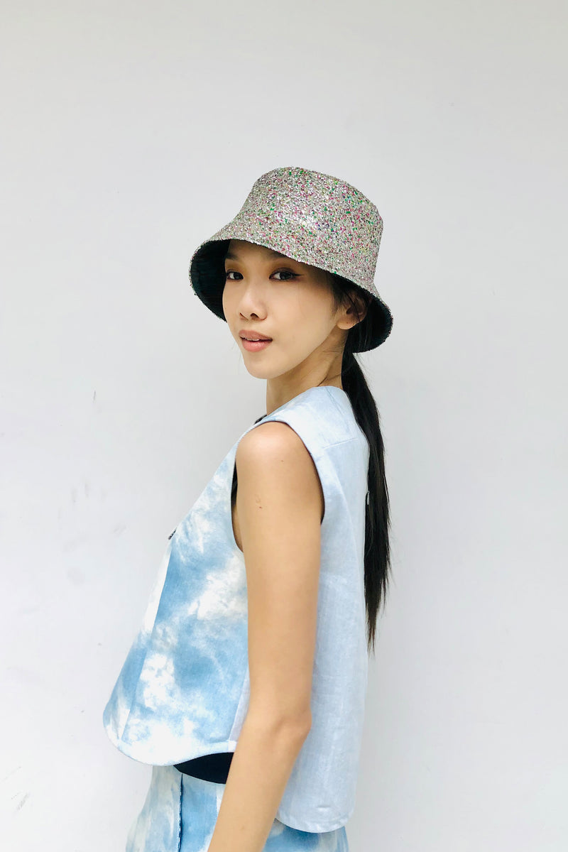 S18 ZHT08 || GLITTER BUCKET HAT || SILVER