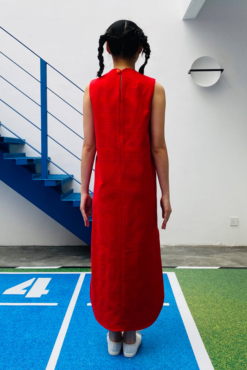 LUNAR 2022 DD03 || FUWA FUWA ASYMMETRICAL DRESS IN RED