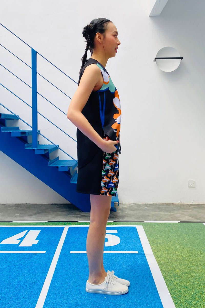 LUNAR 2022 TT01A  || FUWA FUWA SLEEVELESS TOP IN BLACK